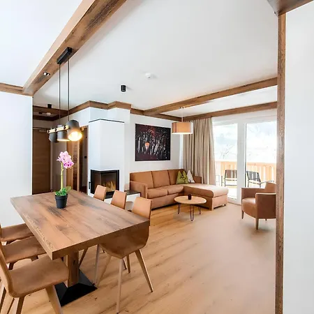 Golden Ξενοδοχείο με διαμερίσματα *