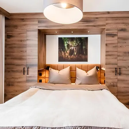 Ξενοδοχείο με διαμερίσματα Golden